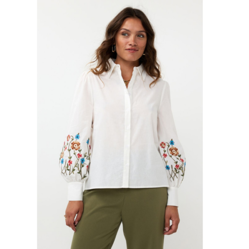 Blouse-Blossom-white-red-blue-front