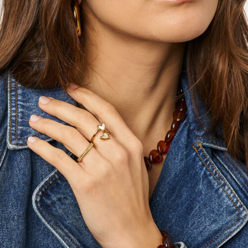 My Jewellery ring met twee parelmoer hartjes
